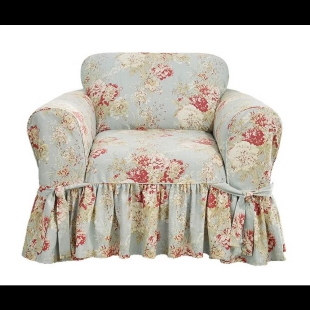 Brand new Waverly armchair slip cover. Still in original package.